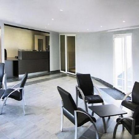 Sejours & Affaires Caen Le Clos Beaumois Bagian luar foto